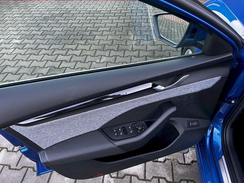 Škoda Octavia (2024) 1.5 TSI 110kW MP6 Top Selectio - fotka 24 z 35