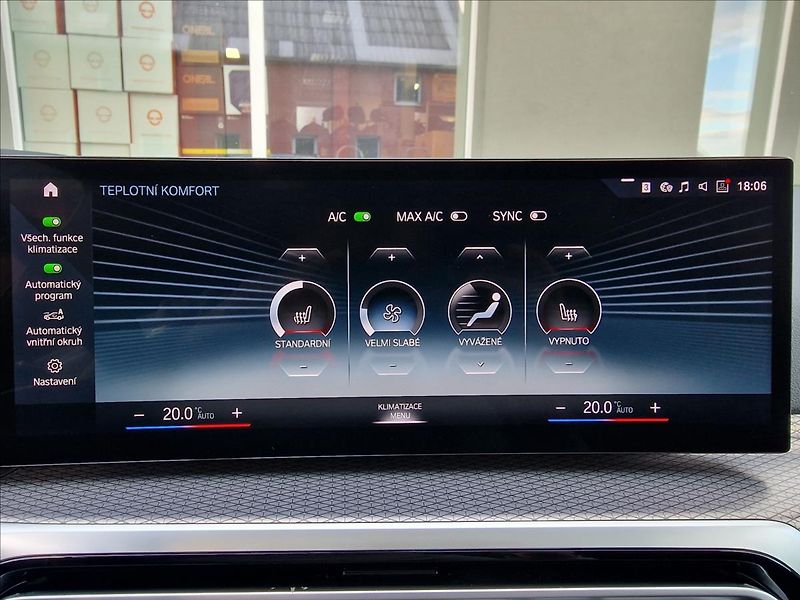 BMW Řada 3 330d Xdrive M-Sport ČR,1.Maj. - fotka 27 z 50