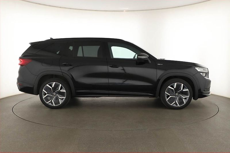 Škoda Kodiaq (2025) 2.0 TDI, Sportline - fotka 6 z 20