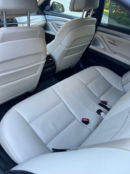 BMW Řada 5 (2016) - fotka 10 z 19