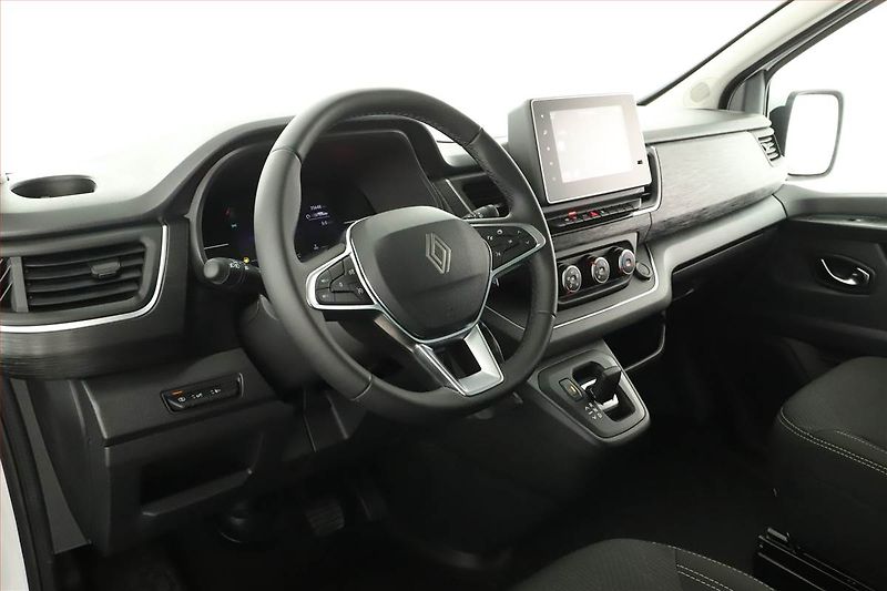 Renault Trafic (2025) 2.0 Blue dCi, Combi, 8 míst - fotka 13 z 18
