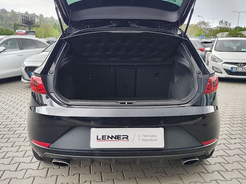 Seat Leon 2.0 TSi/221kW Cupra DSG - fotka 9 z 30