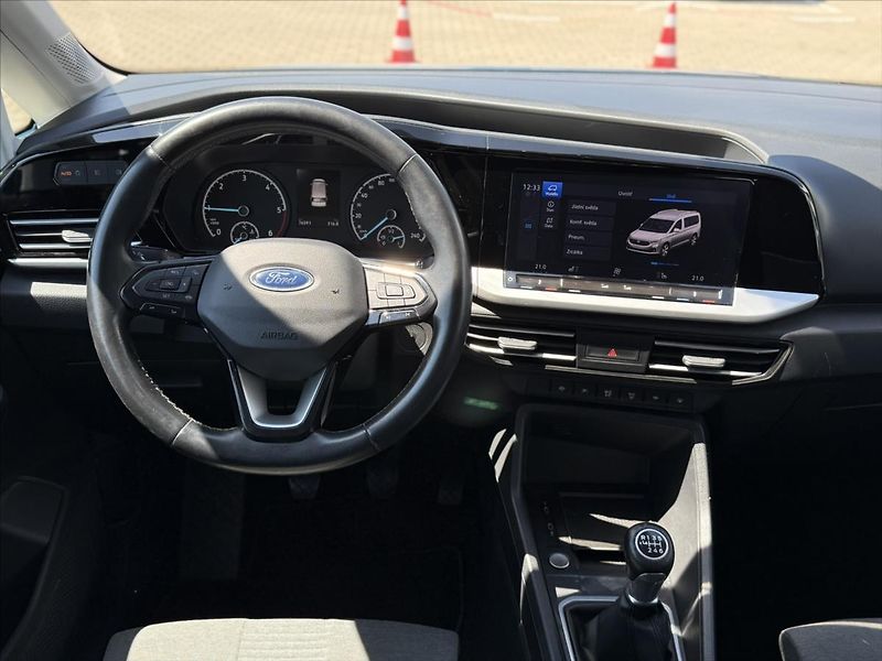 Ford Tourneo Connect 2,0 EcoBlue 90kW Active L2 - fotka 19 z 30