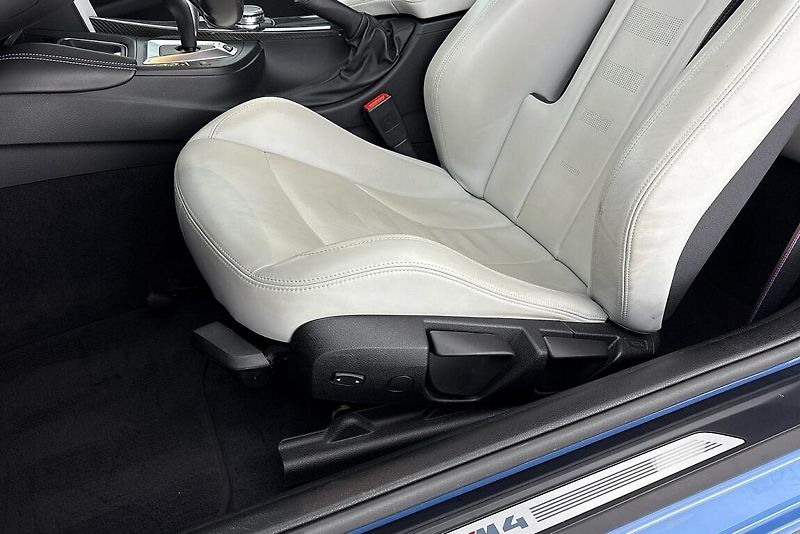 BMW M4 Competition paket - fotka 9 z 39