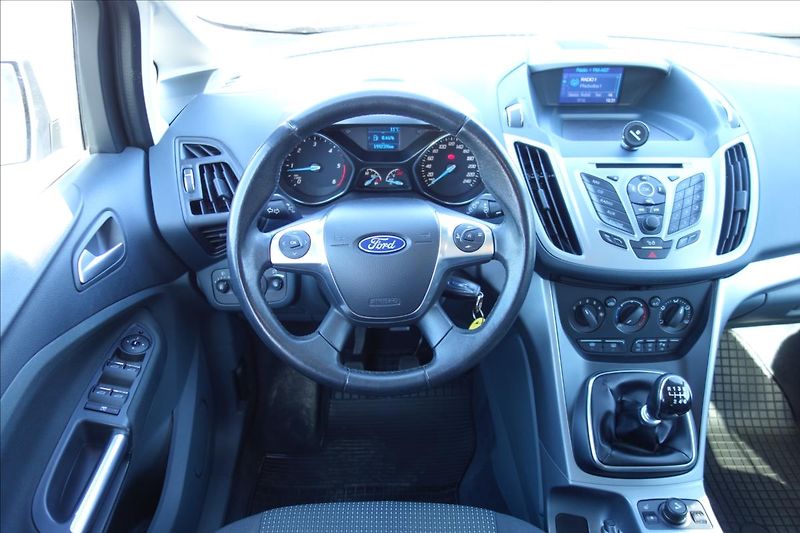 Ford C-MAX 1,6 TDCi 85KW, SERVIS. KN. - fotka 17 z 39