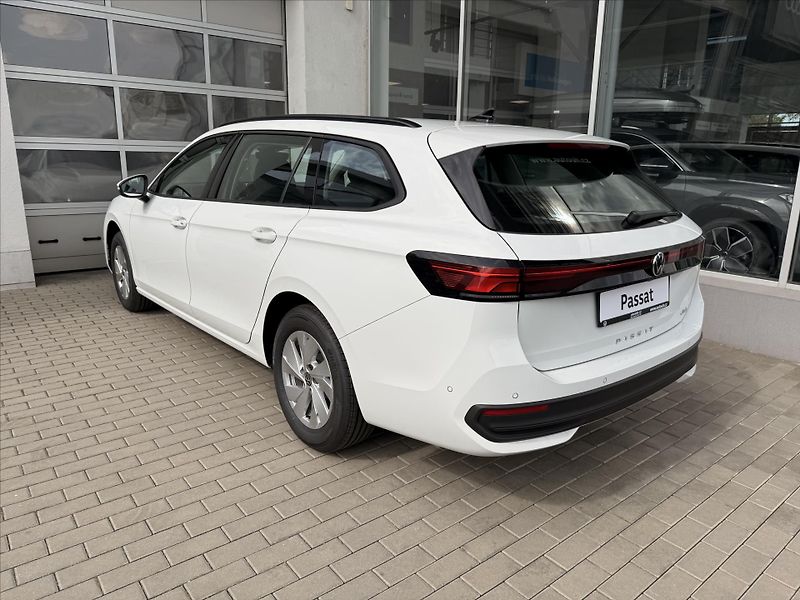 Volkswagen Passat (2025) 1,5 eTSI 110 kW mHEV - fotka 7 z 19