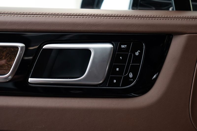 Porsche Cayenne Turbo Approved/Ceramic/Burmest - fotka 17 z 25