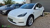 Tesla Model Y (2024) Long Range AWD Berlín | tažné - náhled 2