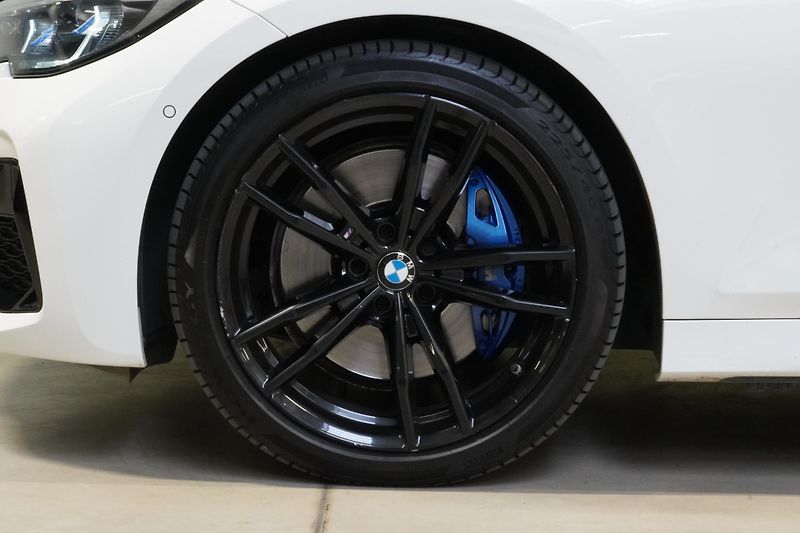 BMW Řada 3 M340XD,HUD,H/K,CARBON STŘECHA - fotka 13 z 40