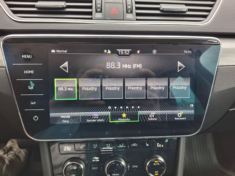 Škoda Superb (2024) Combi iV Style Plus Top 1,4TSi - fotka 24 z 34