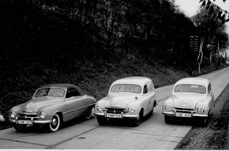 Škoda 1200 na startu veteránské rallye