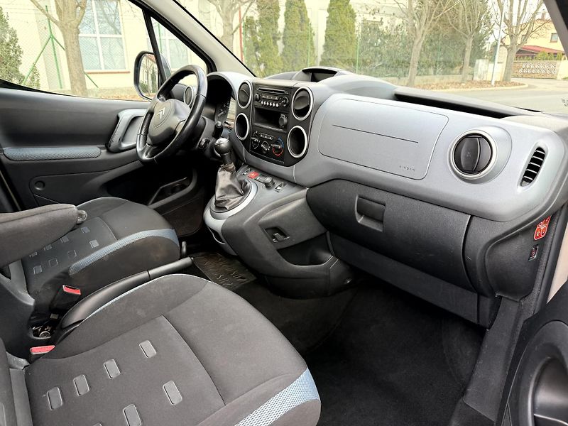 Citroën Berlingo 1.6 HDI 68 kW - fotka 14 z 15
