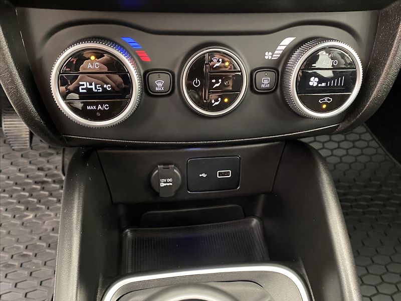 Fiat Tipo 1,0 - fotka 19 z 26