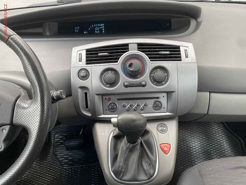 Renault Scénic (2007) 1.6 16V, ČR, AT, AC, xenon - fotka 12 z 16