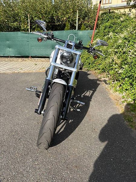 Harley-Davidson FXSB Softail Breakout (2016) - fotka 7 z 16