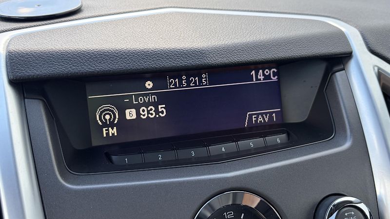 Cadillac SRX (2011) Luxury 3.0 V6  - fotka 10 z 28