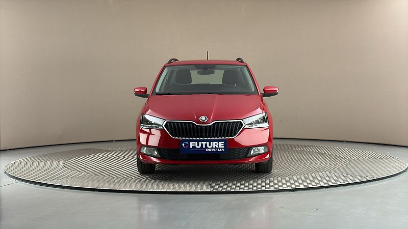 Škoda Fabia 1.0 TSI Ambition Combi - fotka 3 z 24