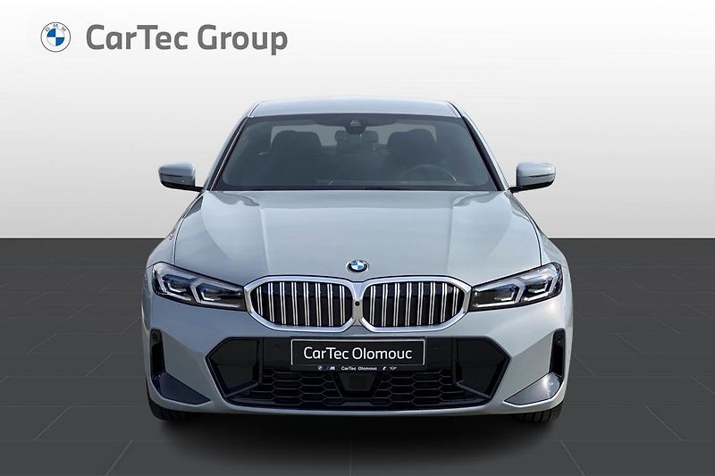 BMW Řada 3 320d xDrive Sedan - fotka 2 z 8