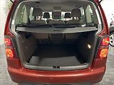 Volkswagen Touran 2,0   TDI DSG 103KW HIGHLINE - náhled 26