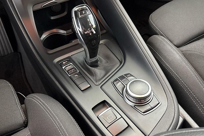 BMW X1 sDrive18i - fotka 22 z 24