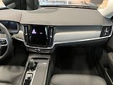 Volvo V90 B4 AWD Momentum PRO AT8, ČR - náhled 17