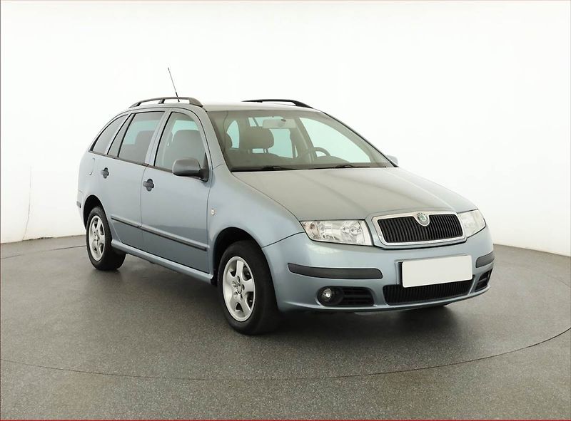 Škoda Fabia (2006) 1.2 12V, jezdí dobře - fotka 1 z 16