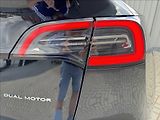 Tesla Model Y 0,0 Long Range 378kW 1.maj DPH - náhled 17