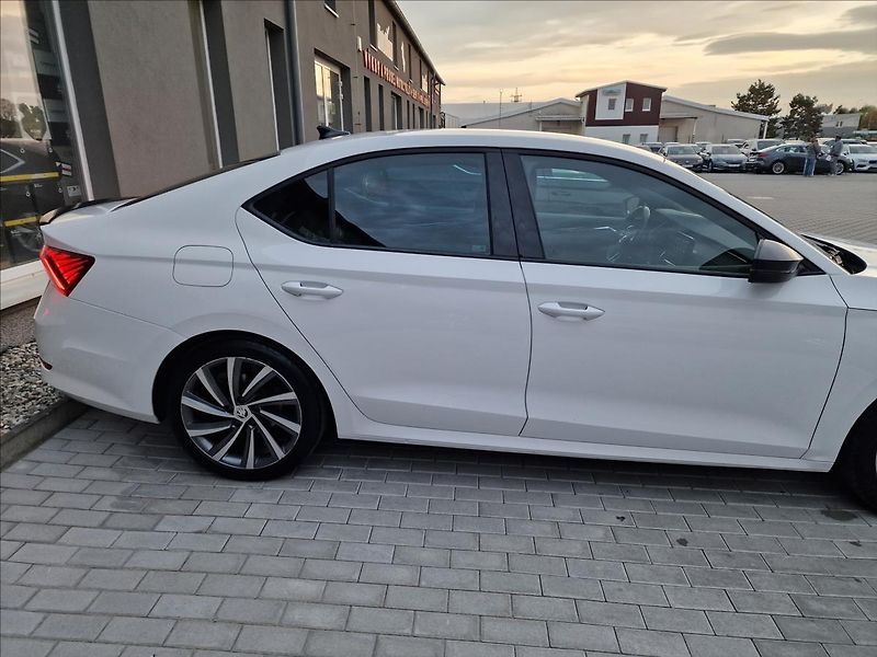 Škoda Octavia 2.0 TDI DSG Style Sport,1.Maj - fotka 42 z 49