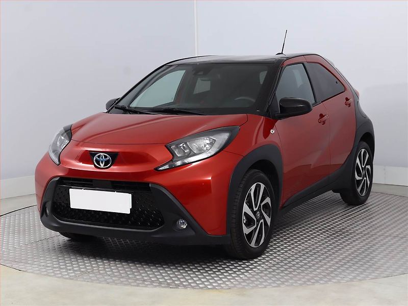 Toyota Aygo (2025) Style 1.0, ČR,1.maj - fotka 2 z 16