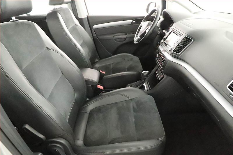 Volkswagen Sharan (2011) 2.0 TSI, Automat, Kůže, Navi - fotka 7 z 21
