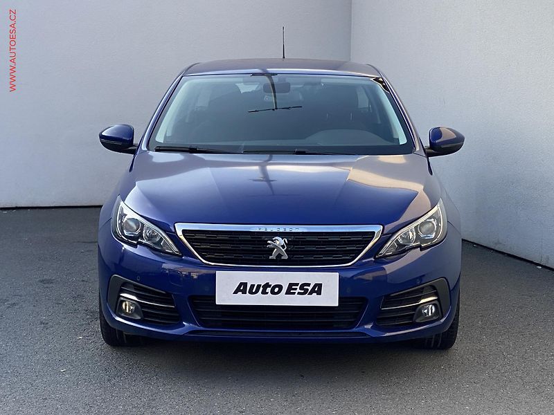 Peugeot 308 (2018) 1.2 PT, 2.maj,ČR, Active, - fotka 2 z 15