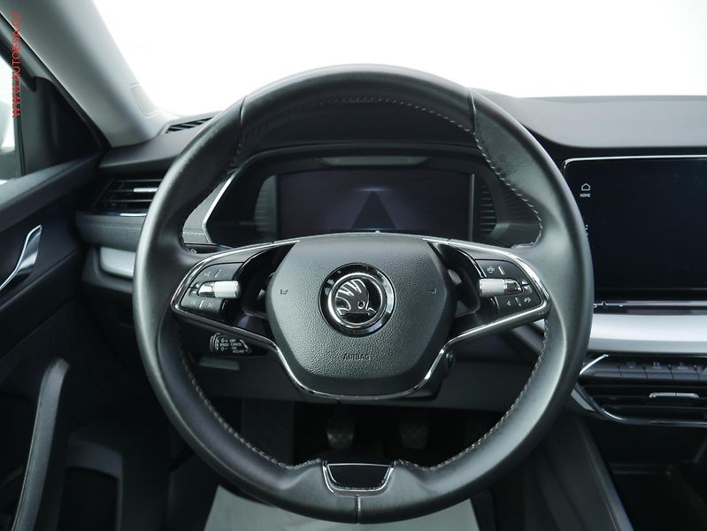 Škoda Octavia (2021) 2.0 TDi, ČR, Style, LED, navi - fotka 11 z 17