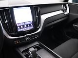 Volvo XC60 2,0 B4 145KW AWD MOMENTUM - náhled 25