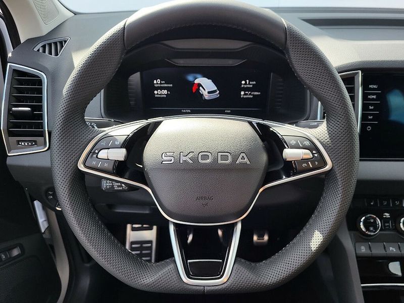 Škoda Karoq Dynamic 1,5TSI 110kW - fotka 13 z 32