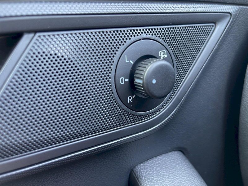 Škoda Fabia (2022) 1.0 TSI 70kW DSG Ambition Plus - fotka 18 z 28