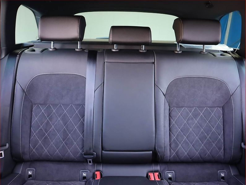 Škoda Superb (2022) Sportline 2.0 TDI - fotka 10 z 21