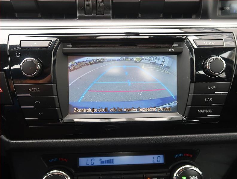 Toyota Corolla (2014) 1.6 Valvematic, Tempomat - fotka 15 z 17