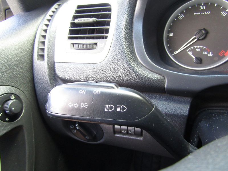 Škoda Roomster (2008) 1.9 TDI 77kW  BEZ DPF - fotka 30 z 36