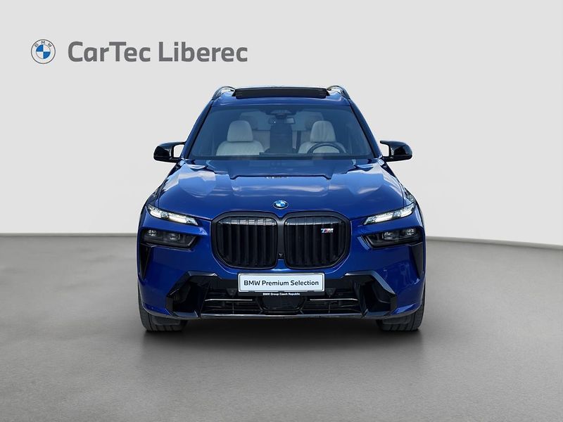 BMW X7 M60i xDrive - fotka 17 z 22