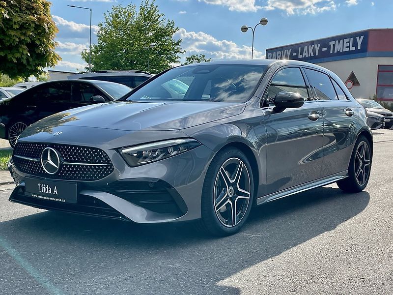 Mercedes-Benz Třídy A 180 Linie AMG - fotka 7 z 23