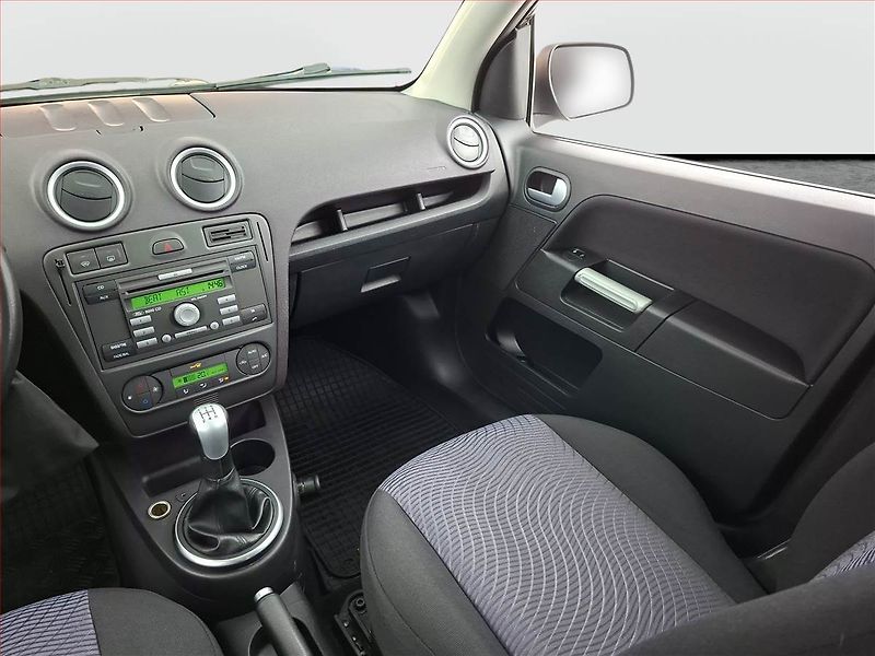 Ford Fusion (2009) 1.6, ČR,1.maj, po STK - fotka 8 z 15