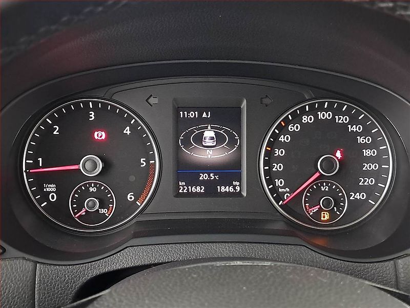 Volkswagen Sharan (2017) 2.0 TDI BMT, 4X4, 7 míst - fotka 11 z 20