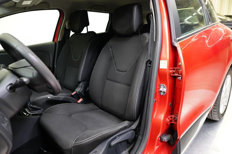 Renault Clio - fotka 11 z 21