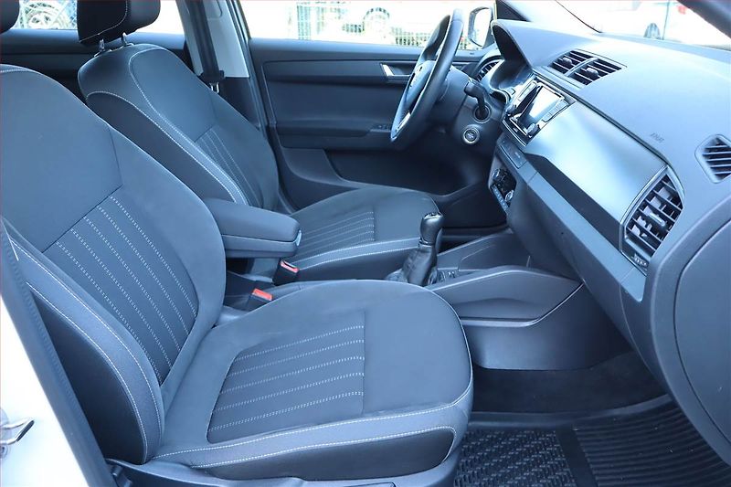 Škoda Fabia (2020) 1.0 TSI, Serv.kniha, Tempomat - fotka 9 z 23