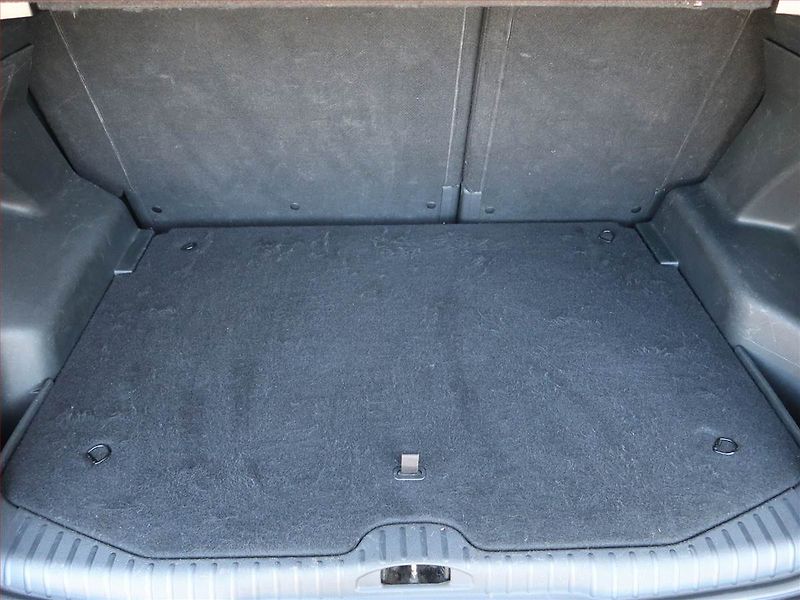 Citroën C3 Picasso (2016) Exclusive 1.4 i, Serv.kniha - fotka 13 z 17