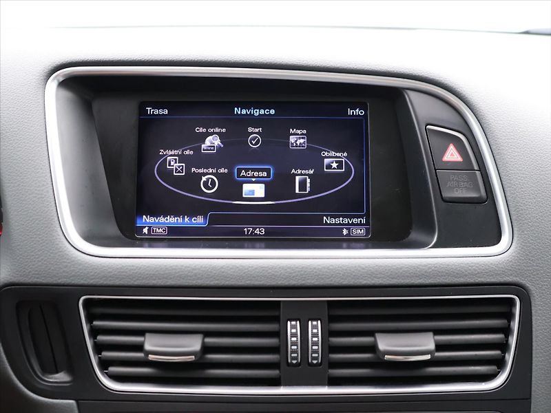 Audi Q5 3,0 TDI 180kW Aut Quattro Kůže - fotka 27 z 36