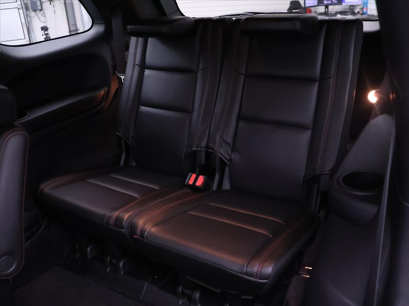 Dodge Durango 5,7 Hemi 268kW R/T Aut. AWD - fotka 15 z 38