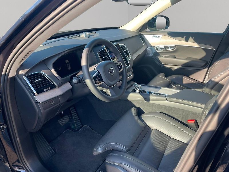 Volvo XC90 (2024) 4x4, Nejvyšší výbava, Vzduch.p - fotka 9 z 29
