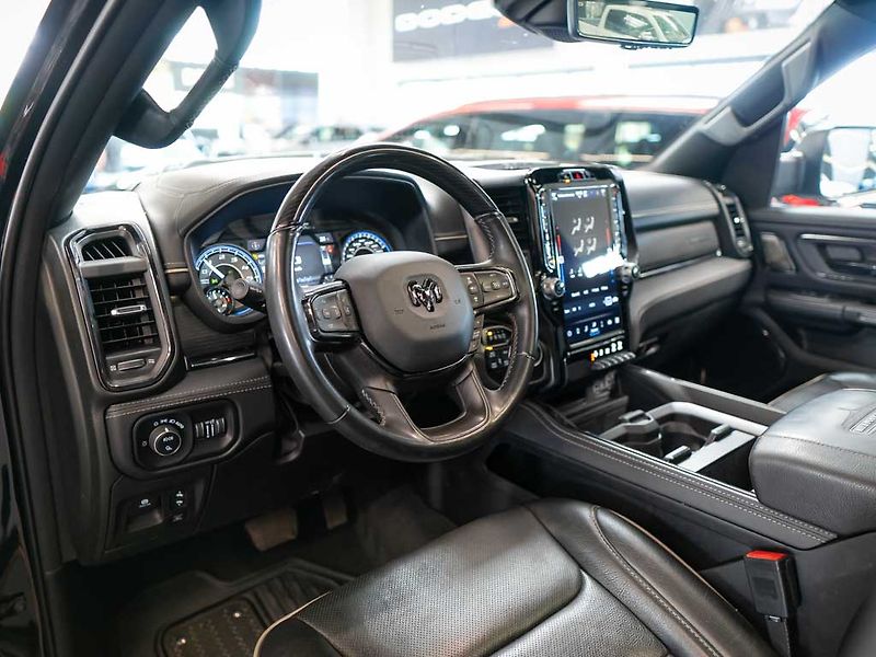 Dodge RAM (2022) 5.7 Limited Night Edition 22 - fotka 12 z 42
