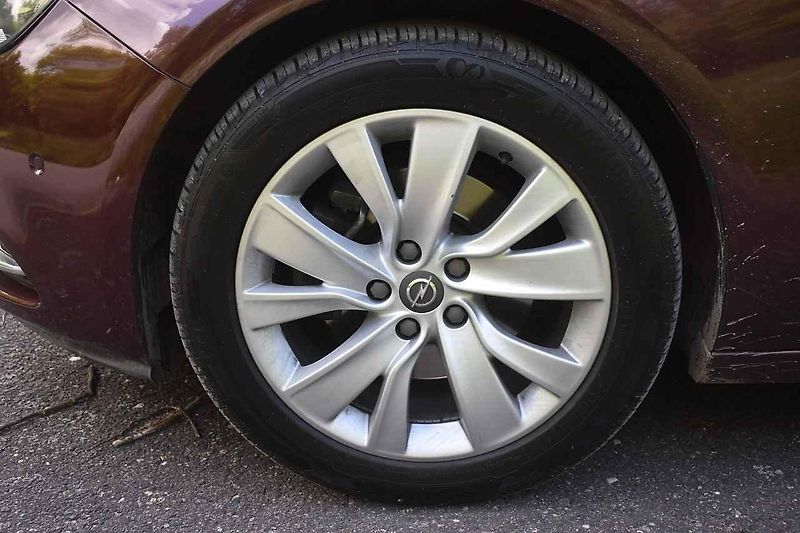 Opel Cascada se hodí třeba na výjižďky k vodě.